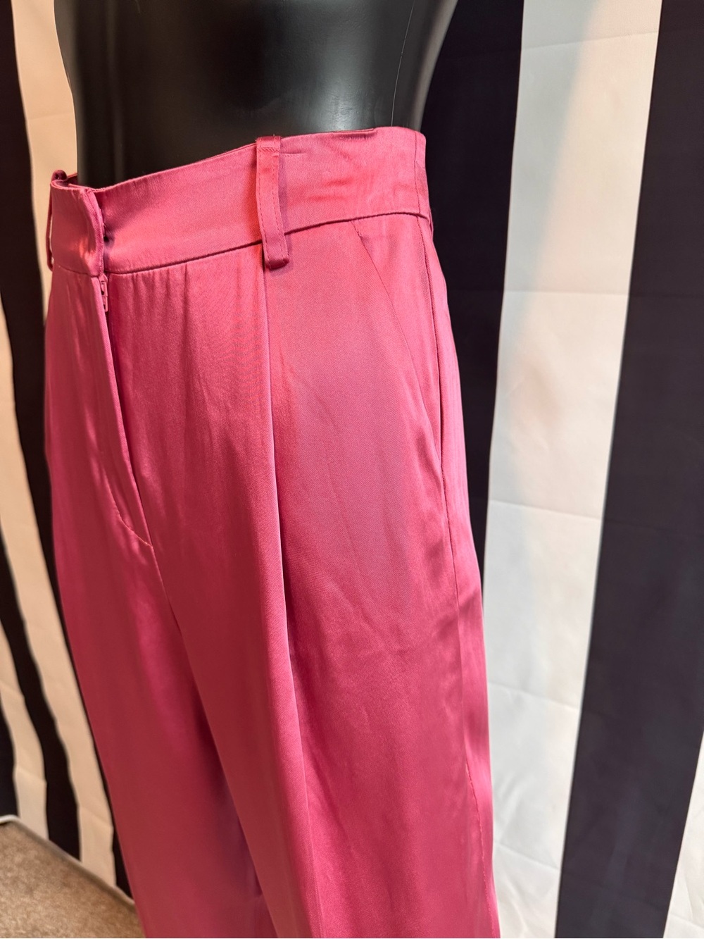 Emporio Armani Pink Straight-Leg Tailored Trousers - Picture 2 of 7